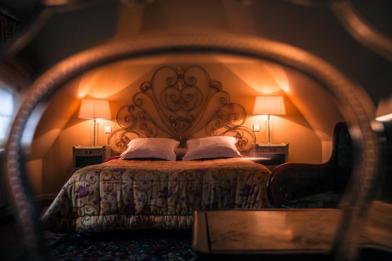 Hotel Des Deux Clefs Turckheim Esterno foto